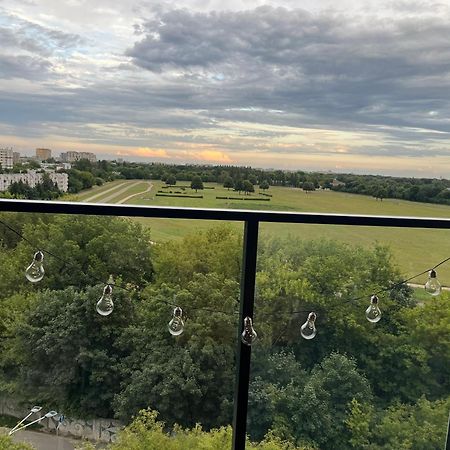 Warsaw Airport Wyscigi - City And Green View Apartment With Underground Garage Dış mekan fotoğraf