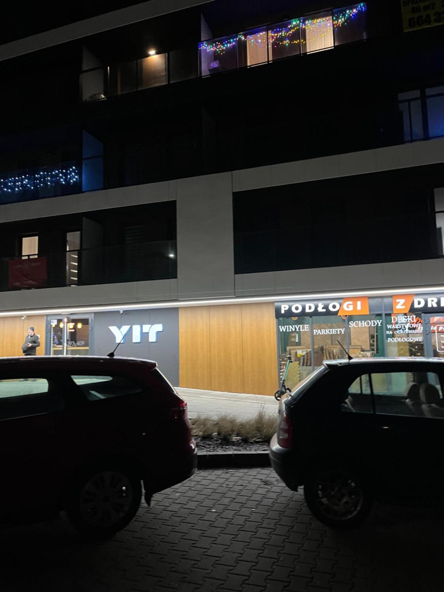 Warsaw Airport Wyscigi - City And Green View Apartment With Underground Garage Dış mekan fotoğraf
